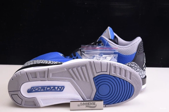 Bmlin Jordan Royal' CT8532 Retro Air 3 'Varsity 400 - 0824